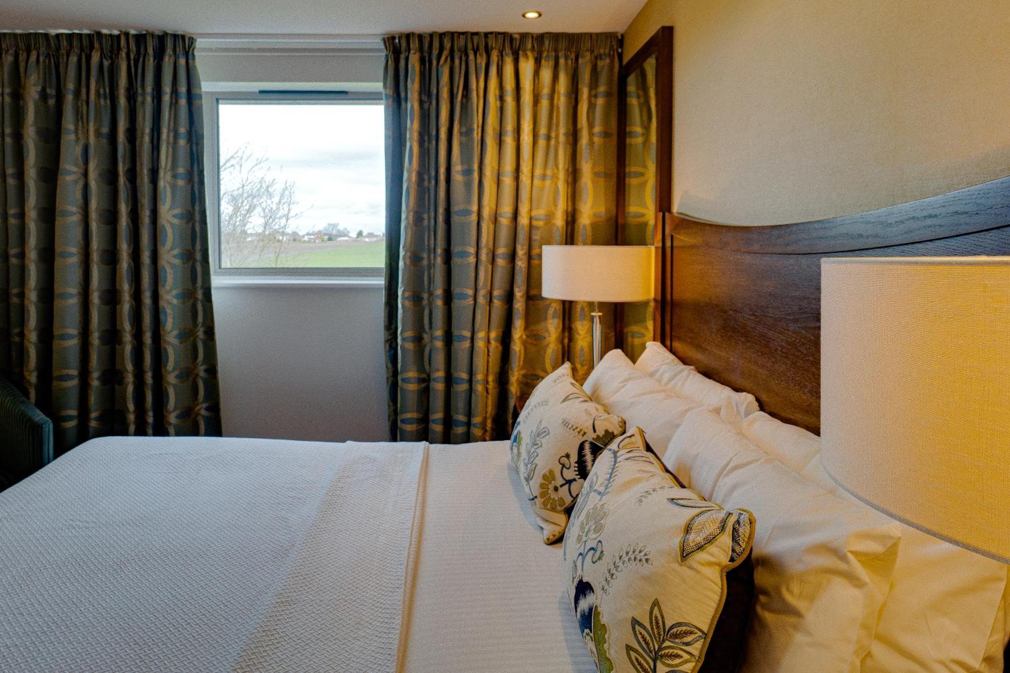 Wrightington Hotel & Health Club Wigan Dış mekan fotoğraf